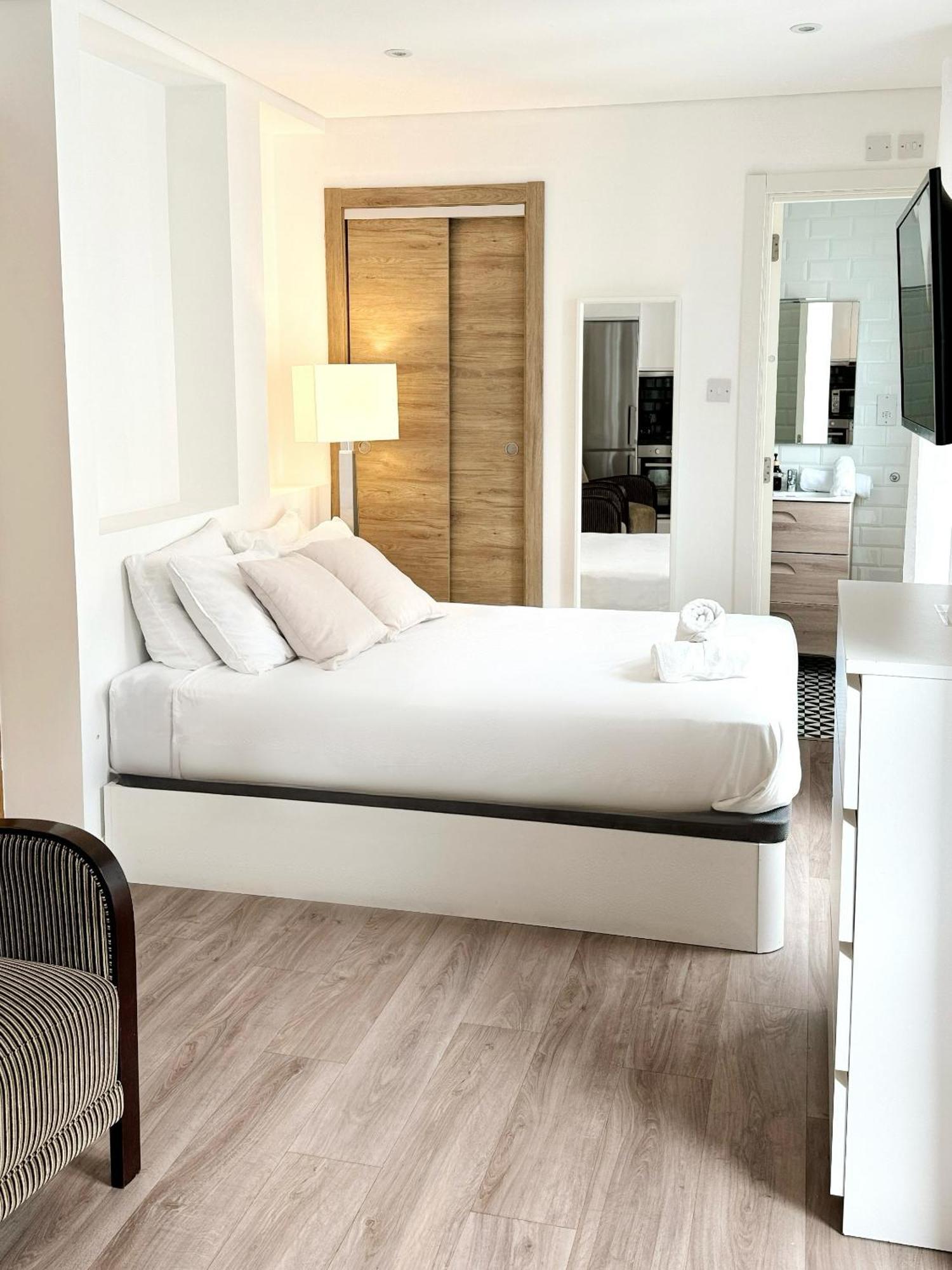 Fabulous City Centre Apartment - Grand Central House Gibraltar Exterior foto